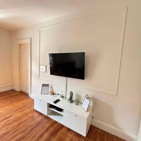 Soh Rent 4 Proche Gare Et Centre De Tv - Wifi * Strasbourg